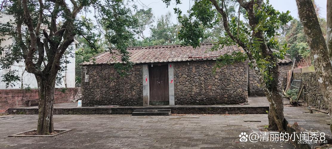冬日小众旅行# 这是海口火山地质公园附近的村子,村子里到处都可以